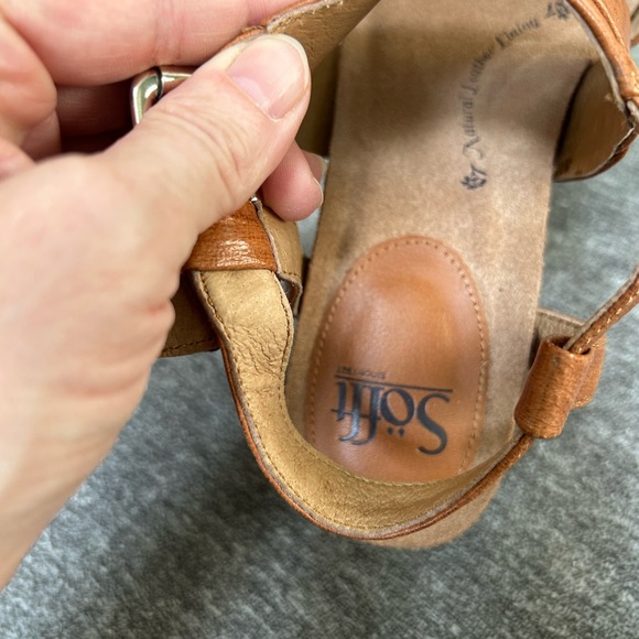 NEW Sofft Melina Size 9.5 Leather Buckle Ankle Strap Open Toe Block Heel Sandals - Picture 16 of 16